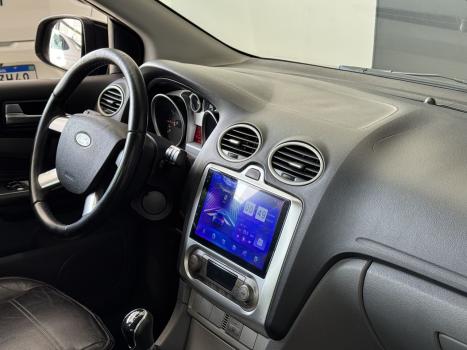 FORD Focus Sedan 2.0 16V 4P, Foto 7