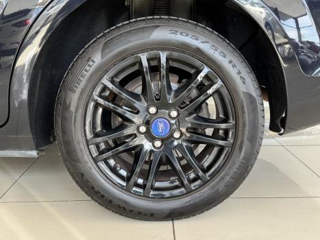 FORD Focus Sedan 2.0 16V 4P, Foto 12