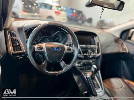 FORD Focus Sedan 2.0 16V 4P FLEX TITANIUM PLUS FASTBACK POWERSHIFT AUTOMTICO, Foto 8