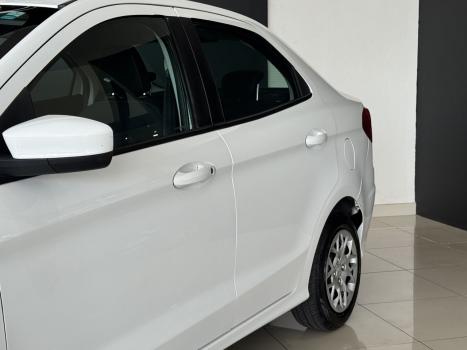 FORD Ka + Sedan 1.0 12V 4P TI-VCT SE PLUS FLEX, Foto 6