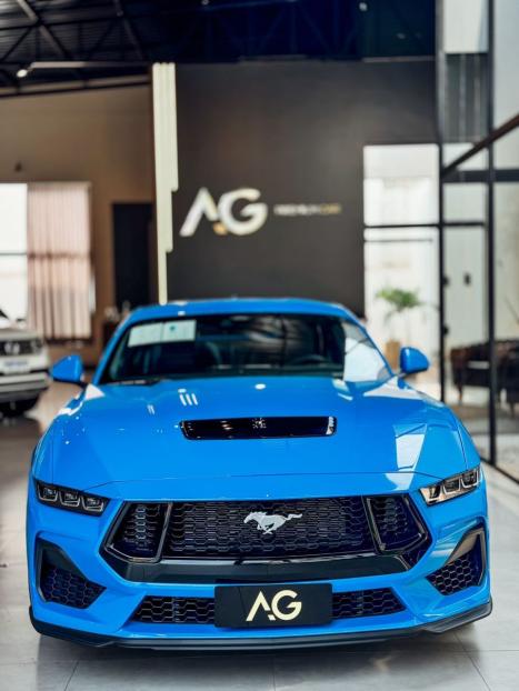 FORD Mustang 5.0 V8 32V COUP GT PERFORMANCE AUTOMTICO, Foto 2