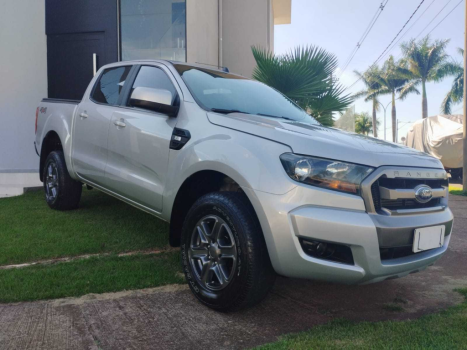 FORD Ranger 2.2 16V XLS DIESEL 4X4 CABINE DUPLA AUTOMTICO, Foto 4