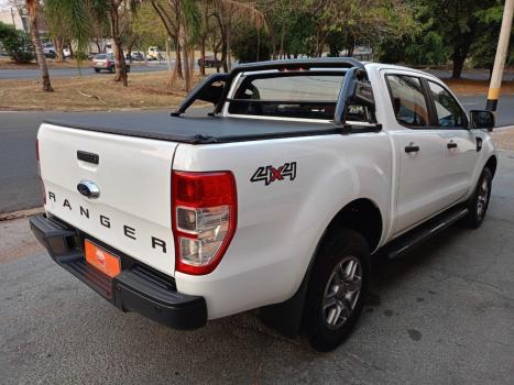 FORD Ranger 2.2 16V XLS DIESEL 4X4 CABINE DUPLA, Foto 5