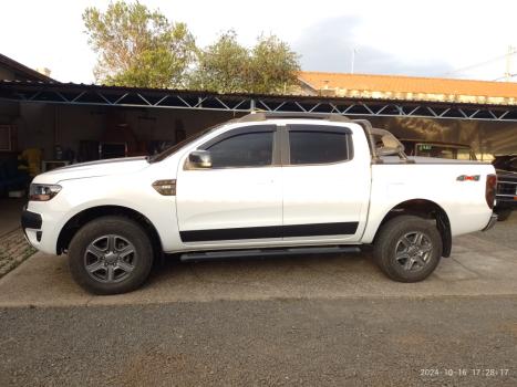 FORD Ranger 2.2 16V XLS DIESEL 4X4 CABINE DUPLA, Foto 3