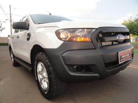 FORD Ranger 2.2 16V 4X4 XL DIESEL CABINE DUPLA, Foto 2