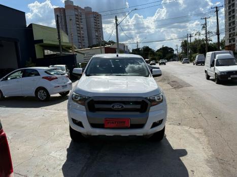 FORD Ranger 2.2 16V XLS DIESEL 4X4 CABINE DUPLA AUTOMTICO, Foto 2