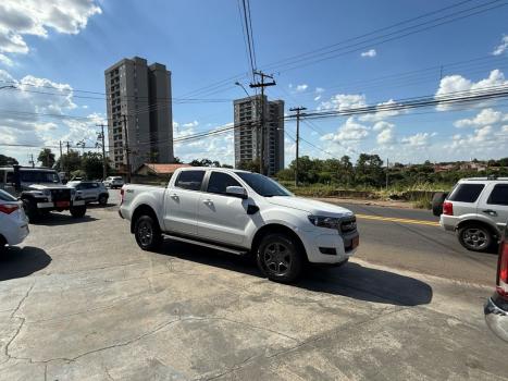 FORD Ranger 2.2 16V XLS DIESEL 4X4 CABINE DUPLA AUTOMTICO, Foto 3