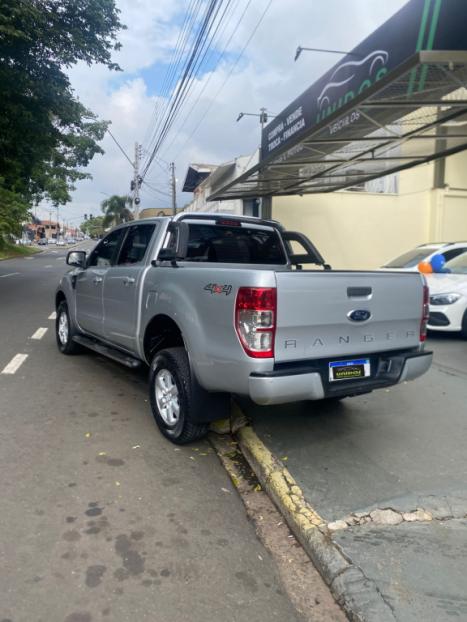 FORD Ranger 2.2 16V 4X4 XL DIESEL CABINE DUPLA, Foto 4