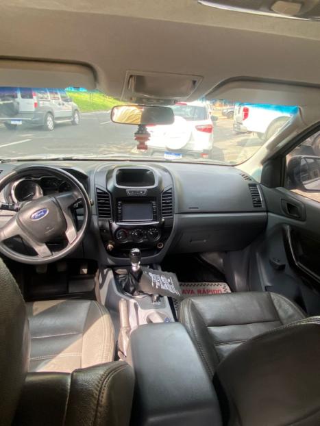 FORD Ranger 2.2 16V 4X4 XL DIESEL CABINE DUPLA, Foto 12