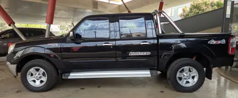 FORD Ranger 3.0 16V 4X4 LIMITED TURBO DIESEL CABINE DUPLA, Foto 4