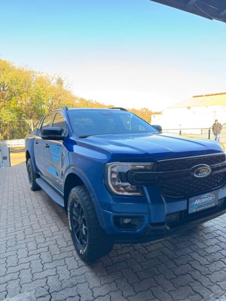 FORD Ranger 3.0 V6 4X4 LIMITED TURBO DIESEL CABINE DUPLA AUTOMTICO, Foto 2