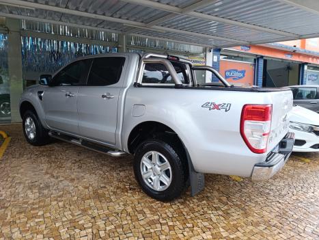 FORD Ranger 3.2 20V XLT 4X4 CABINE DUPLA TURBO DIESEL AUTOMTICO, Foto 12