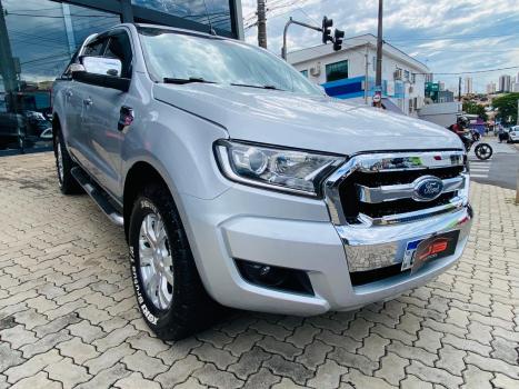 FORD Ranger 3.2 20V XLT 4X4 CABINE DUPLA TURBO DIESEL AUTOMTICO, Foto 2