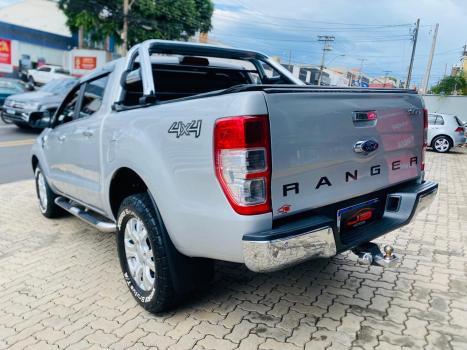 FORD Ranger 3.2 20V XLT 4X4 CABINE DUPLA TURBO DIESEL AUTOMTICO, Foto 6