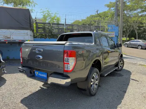 FORD Ranger 3.2 20V CABINE DUPLA 4X4 LIMITED TURBO DIESEL AUTOMTICO, Foto 4