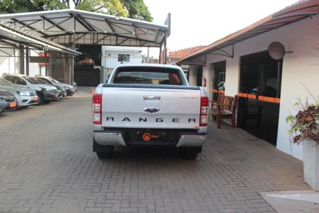 FORD Ranger 3.2 20V CABINE DUPLA 4X4 LIMITED TURBO DIESEL AUTOMTICO, Foto 6