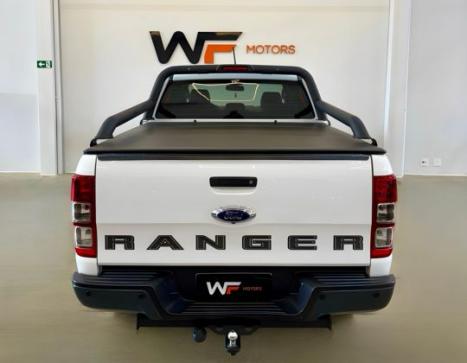 FORD Ranger 3.2 20V CABINE DUPLA 4X4 STORM TURBO DIESEL AUTOMTICO, Foto 3