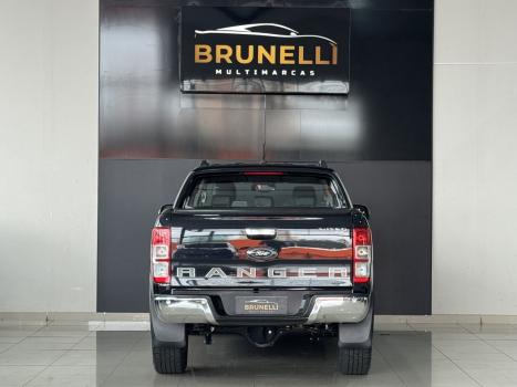 FORD Ranger 3.2 20V CABINE DUPLA 4X4 LIMITED TURBO DIESEL AUTOMTICO, Foto 4