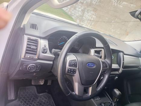 FORD Ranger 3.2 20V CABINE DUPLA 4X4 LIMITED PLUS TURBO DIESEL AUTOMTICO, Foto 8