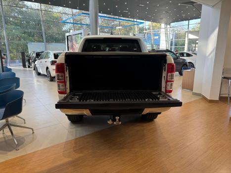 FORD Ranger 3.2 20V CABINE DUPLA 4X4 LIMITED TURBO DIESEL AUTOMTICO, Foto 12