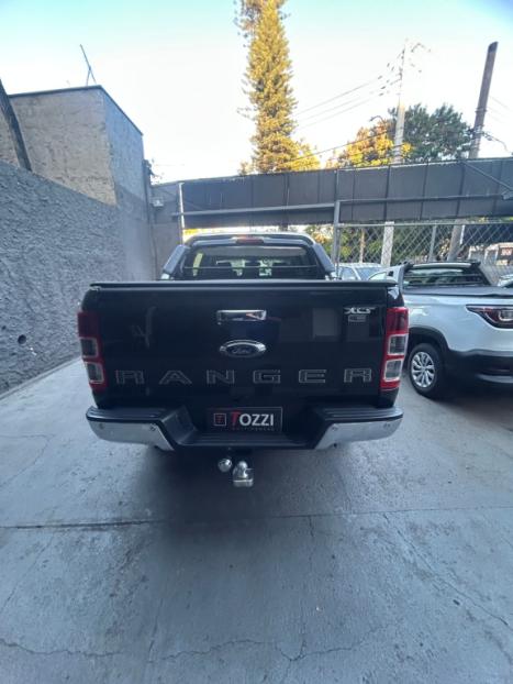 FORD Ranger 3.2 20V XLT 4X4 CABINE DUPLA TURBO DIESEL AUTOMTICO, Foto 5