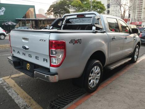 FORD Ranger 3.2 20V XLT 4X4 CABINE DUPLA TURBO DIESEL AUTOMTICO, Foto 3