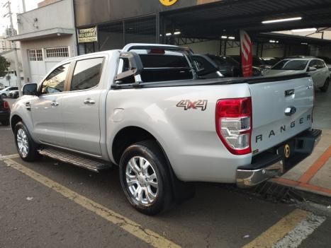 FORD Ranger 3.2 20V XLT 4X4 CABINE DUPLA TURBO DIESEL AUTOMTICO, Foto 5