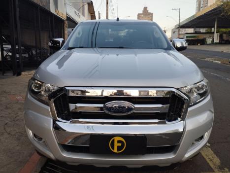 FORD Ranger 3.2 20V XLT 4X4 CABINE DUPLA TURBO DIESEL AUTOMTICO, Foto 8