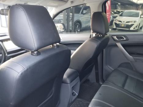 FORD Ranger 3.2 20V XLT 4X4 CABINE DUPLA TURBO DIESEL AUTOMTICO, Foto 12