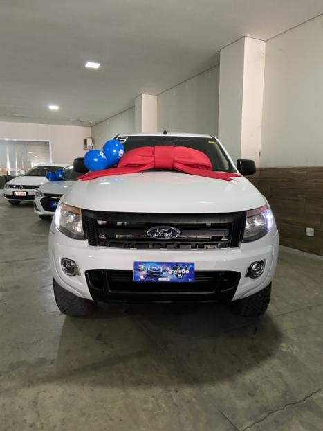 FORD Ranger 3.2 20V XLT 4X4 CABINE DUPLA TURBO DIESEL, Foto 6