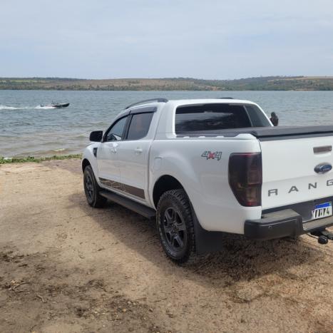 FORD Ranger 3.2 20V CABINE DUPLA 4X4 LIMITED TURBO DIESEL AUTOMTICO, Foto 1