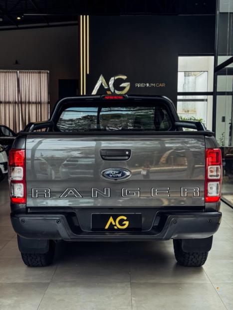 FORD Ranger 3.2 20V CABINE DUPLA 4X4 STORM TURBO DIESEL AUTOMTICO, Foto 15