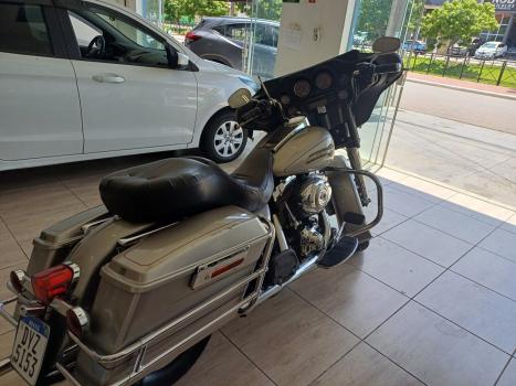 HARLEY DAVIDSON Electra Glide Classic 1600, Foto 3