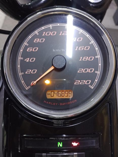 HARLEY DAVIDSON Road King 1800 SPECIAL, Foto 2