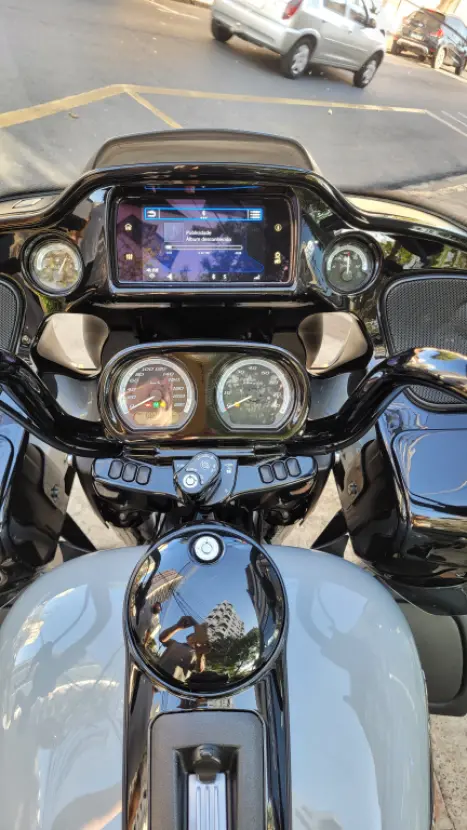 HARLEY DAVIDSON Road Glide Limited FLTRK 1800, Foto 12
