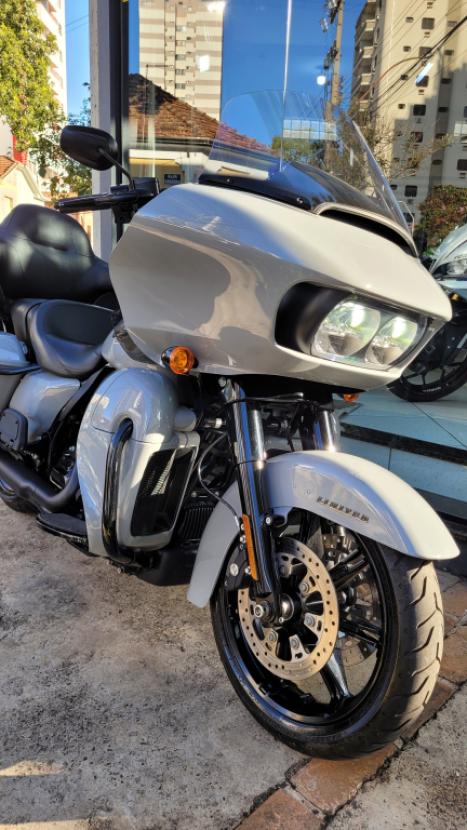 HARLEY DAVIDSON Road Glide Limited FLTRK 1800, Foto 18