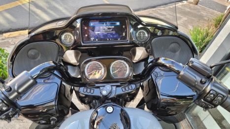 HARLEY DAVIDSON Road Glide Limited FLTRK 1800, Foto 5