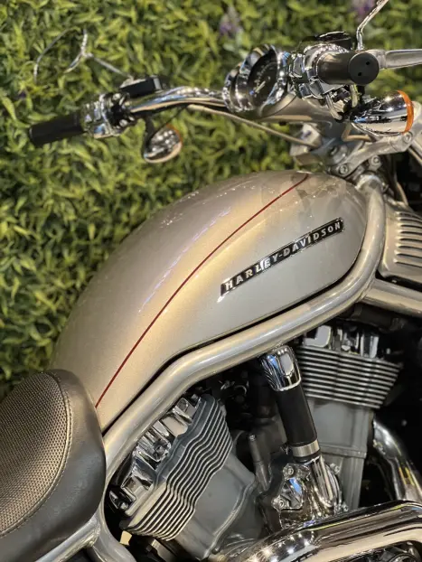 HARLEY DAVIDSON V-Rod 1250, Foto 6