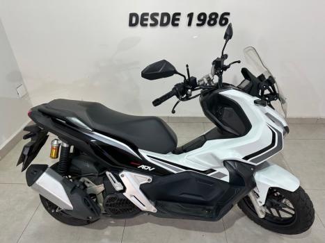 HONDA ADV 150 ABS, Foto 2