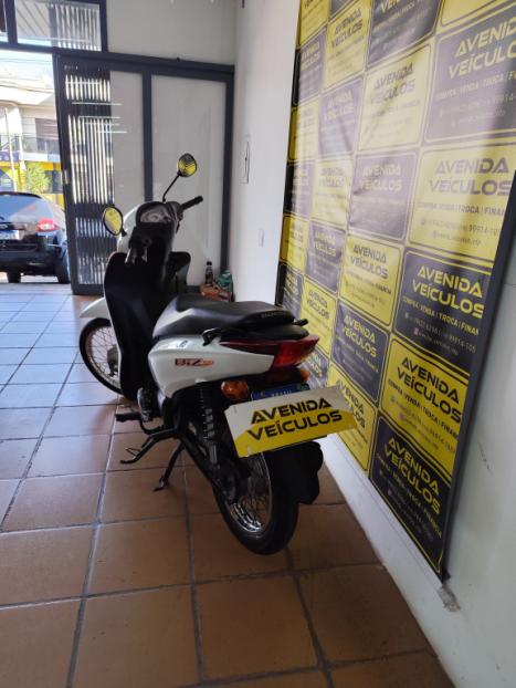 HONDA Biz 100 ES, Foto 2