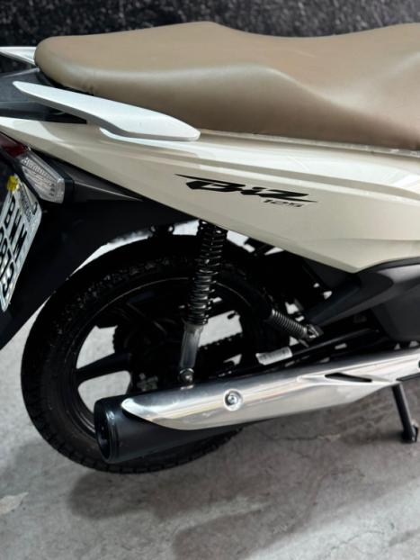 HONDA Biz 125 EX, Foto 4