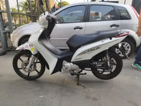 HONDA Biz 125 EX, Foto 6