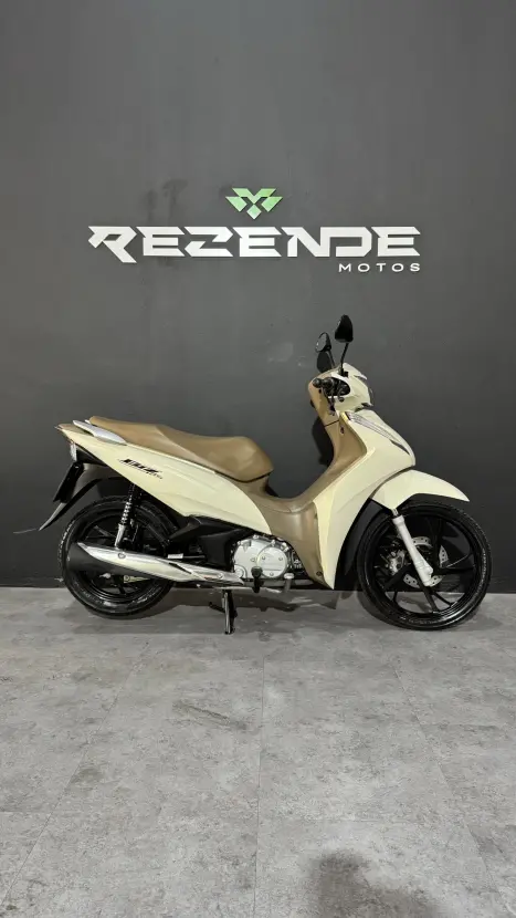 HONDA Biz 125 EX, Foto 4