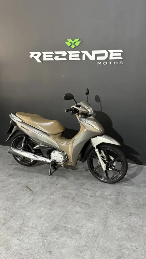 HONDA Biz 125 EX, Foto 6