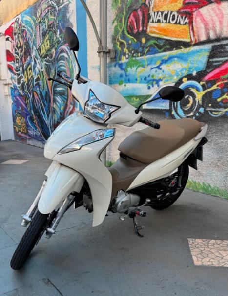 HONDA Biz 125 EX, Foto 2