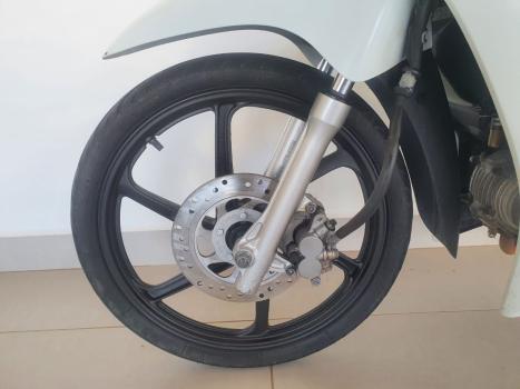 HONDA Biz 125 EX, Foto 10