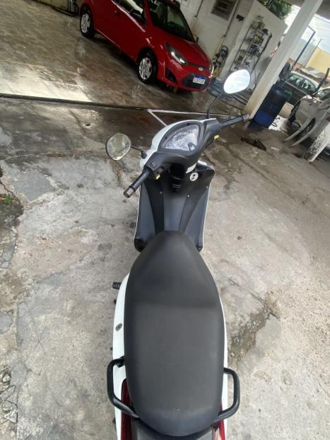 HONDA Biz 125 EX, Foto 5