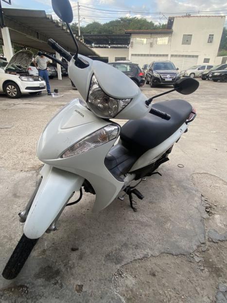 HONDA Biz 125 EX, Foto 9