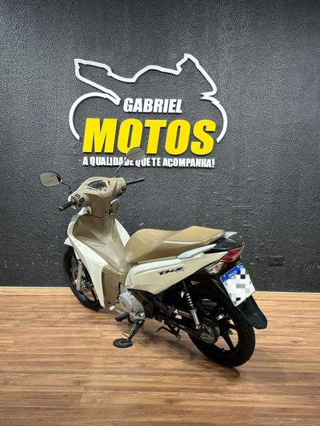 HONDA Biz 125 EX, Foto 6