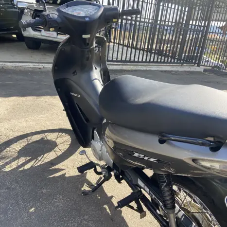 HONDA Biz 125 EX, Foto 7